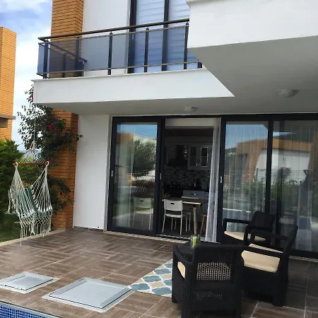 Villa Gato
